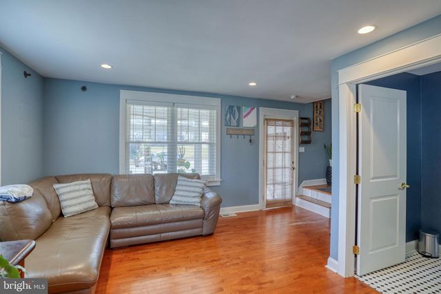 303 WYOMING AVE, Wilmington, DE 19809