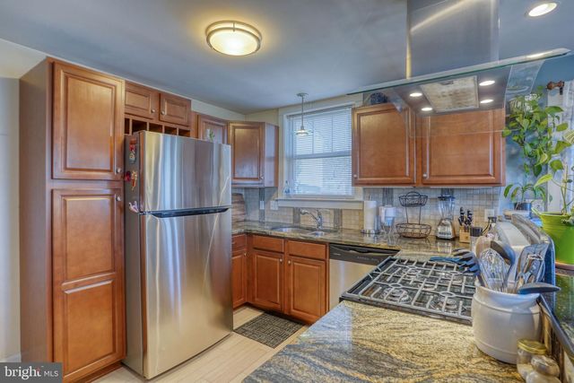 303 WYOMING AVE, Wilmington, DE 19809