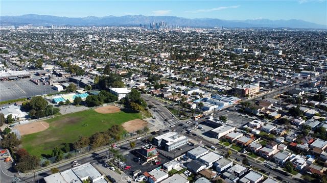 2204 W Slauson, Los Angeles, CA 90043