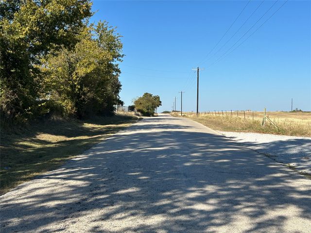 2012 Cuba Road, Bridgeport, TX 76426