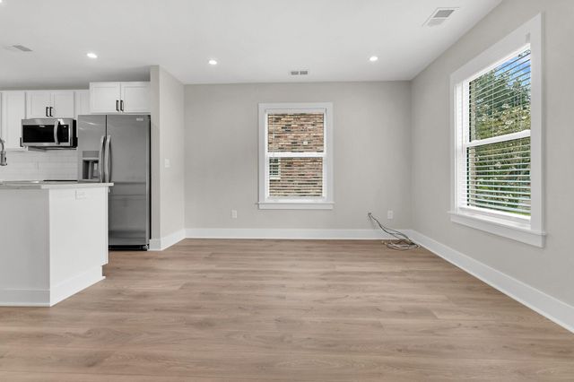 1752 Skinner Avenue, Charleston, SC 29407