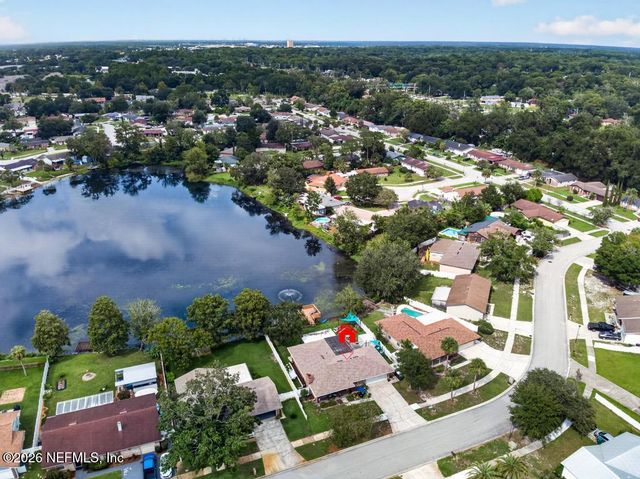 8957 WINROCK Drive N, Jacksonville, FL 32216