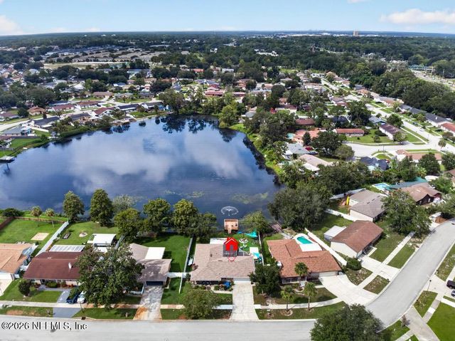 8957 WINROCK Drive N, Jacksonville, FL 32216