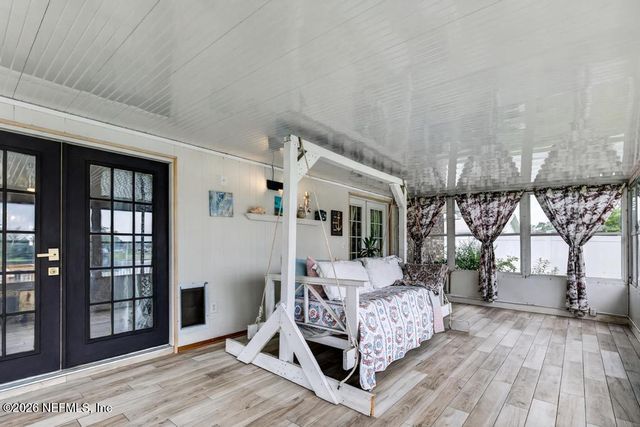 8957 WINROCK Drive N, Jacksonville, FL 32216