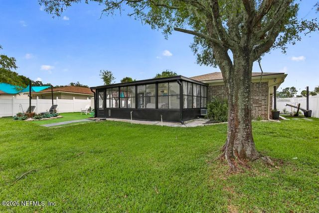 8957 WINROCK Drive N, Jacksonville, FL 32216