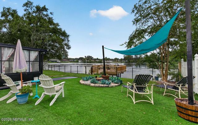 8957 WINROCK Drive N, Jacksonville, FL 32216