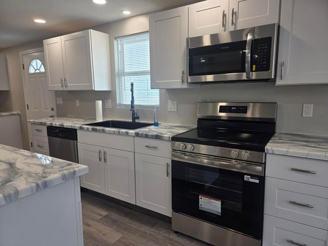 6950 SE Congress Street, Hobe Sound, FL 33455