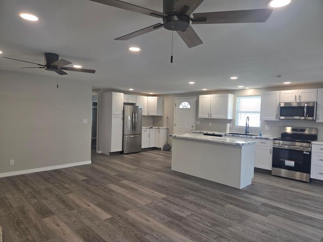6950 SE Congress Street, Hobe Sound, FL 33455