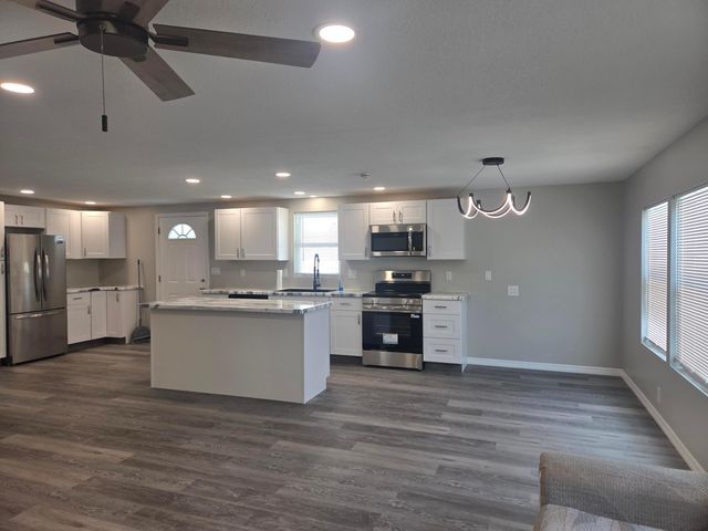 6950 SE Congress Street, Hobe Sound, FL 33455