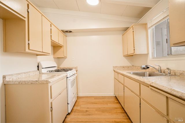 1318 Cleveland St, Fairfield, CA 94533