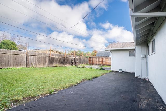 1318 Cleveland St, Fairfield, CA 94533