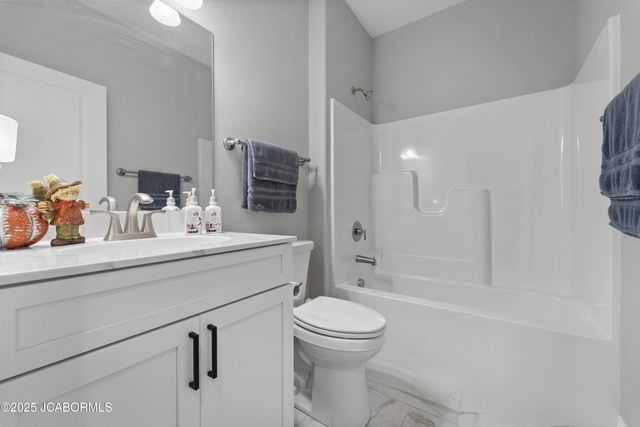 4817 CARLY DRIVE, Jefferson City, MO 65109