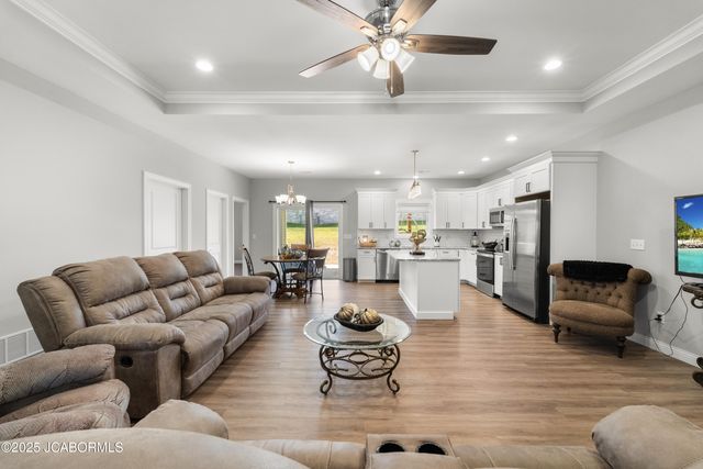 4817 CARLY DRIVE, Jefferson City, MO 65109