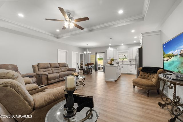 4817 CARLY DRIVE, Jefferson City, MO 65109