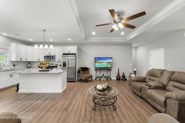 4817 CARLY DRIVE, Jefferson City, MO 65109