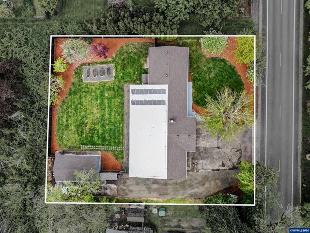 2140 SW 49th St, Corvallis, OR 97333