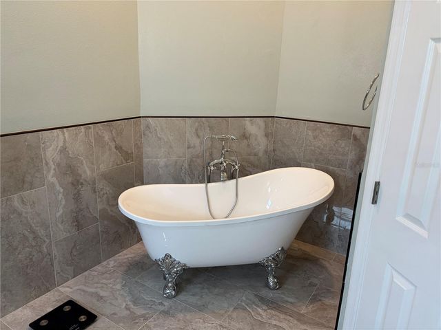 7330 GUNSTOCK DRIVE, Lakeland, FL 33809