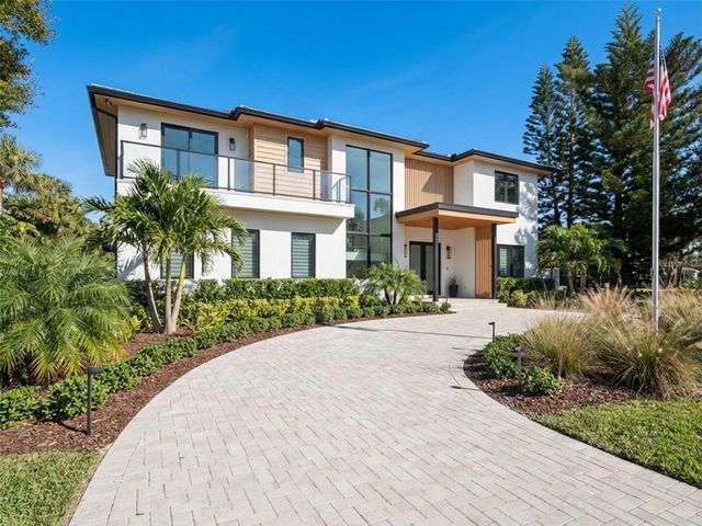 1703 S RIVERSIDE DRIVE, New Smyrna Beach, FL 32168