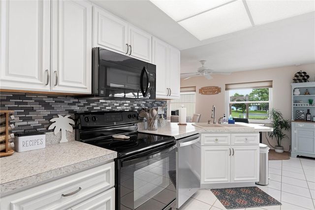 2284 BROAD RANCH DRIVE, Port Charlotte, FL 33948