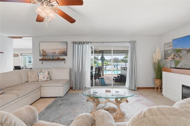 2284 BROAD RANCH DRIVE, Port Charlotte, FL 33948