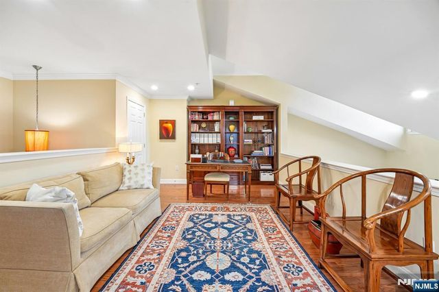 135 Abbie Court, Guttenberg, NJ 07093