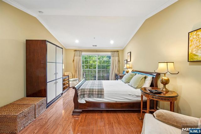 135 Abbie Court, Guttenberg, NJ 07093