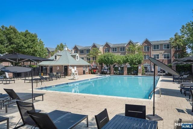 135 Abbie Court, Guttenberg, NJ 07093