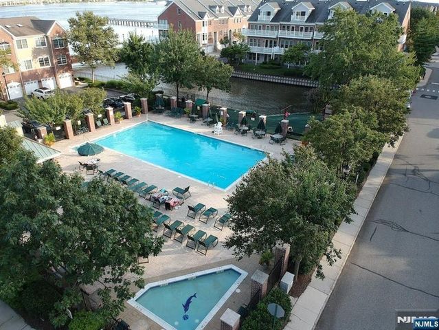 135 Abbie Court, Guttenberg, NJ 07093
