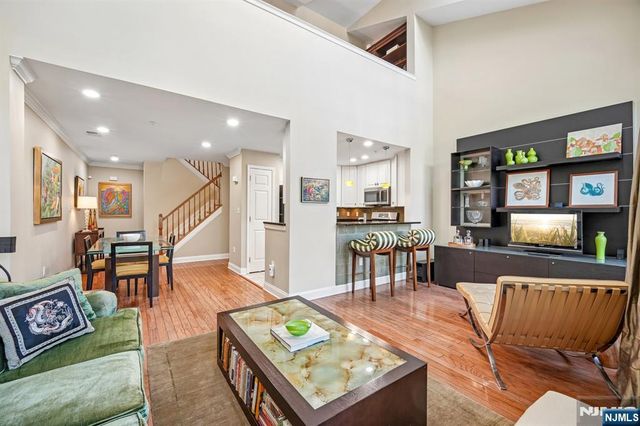 135 Abbie Court, Guttenberg, NJ 07093