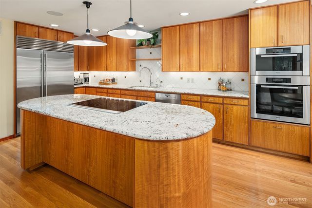 4330 W Cramer Street, Seattle, WA 98199