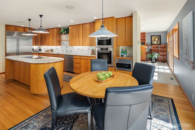 4330 W Cramer Street, Seattle, WA 98199