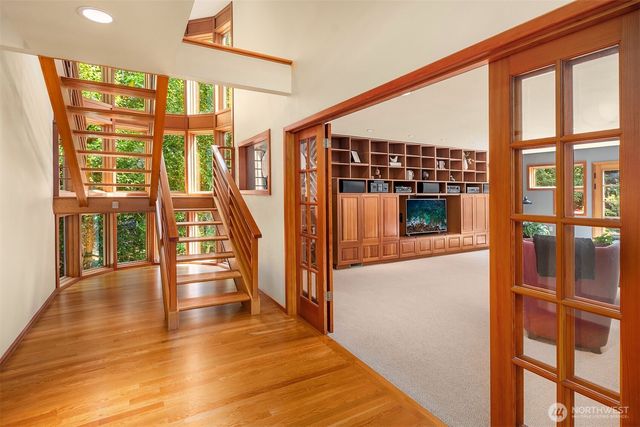 4330 W Cramer Street, Seattle, WA 98199