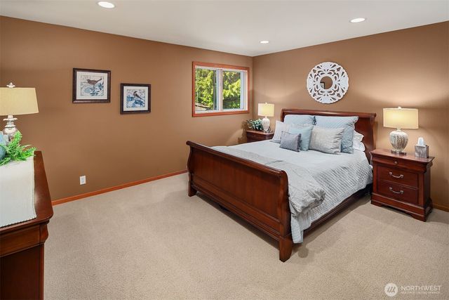 4330 W Cramer Street, Seattle, WA 98199