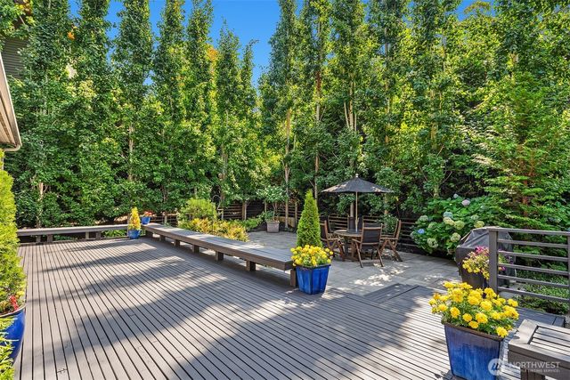 4330 W Cramer Street, Seattle, WA 98199