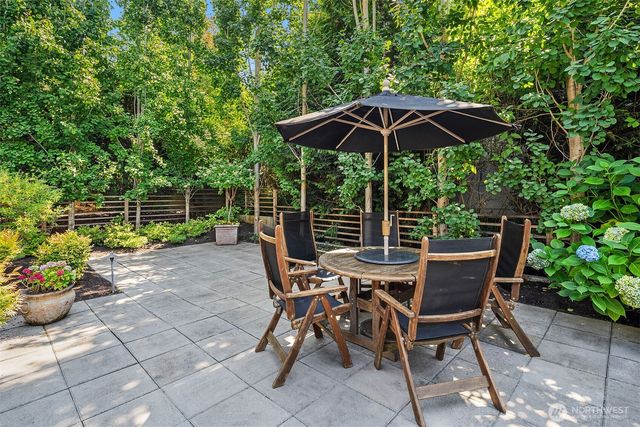 4330 W Cramer Street, Seattle, WA 98199