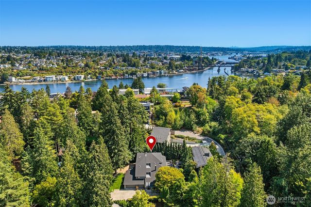 4330 W Cramer Street, Seattle, WA 98199