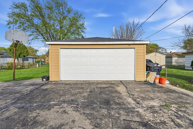 15637 Avalon Avenue, South Holland, IL 60473