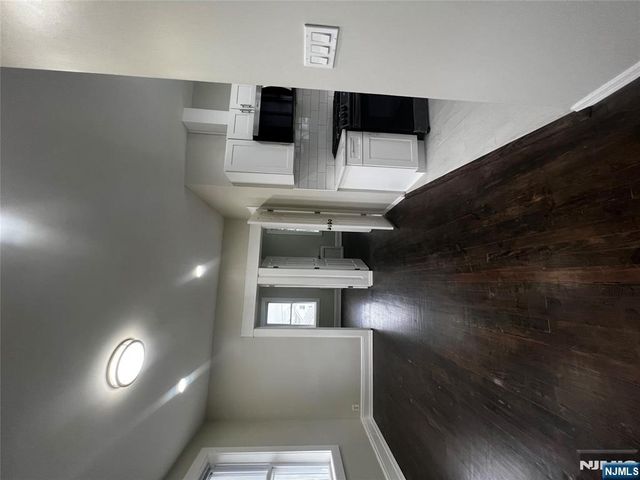 62 Garibaldi 2, Lodi, NJ 07644