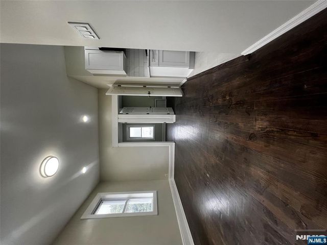 62 Garibaldi 2, Lodi, NJ 07644