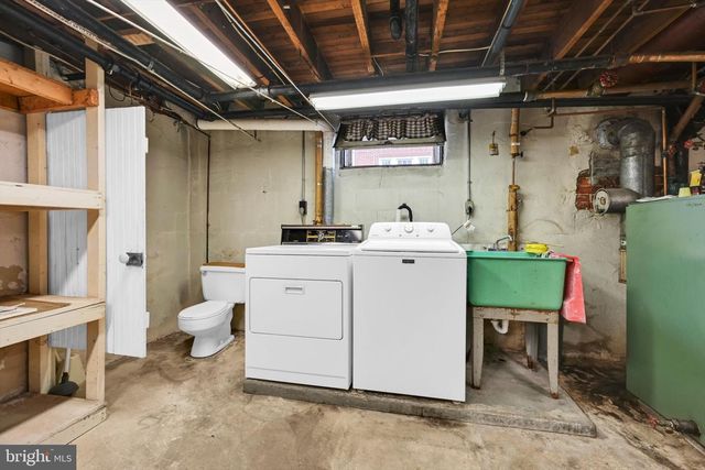 41 WILSON ST, West Lawn, PA 19609