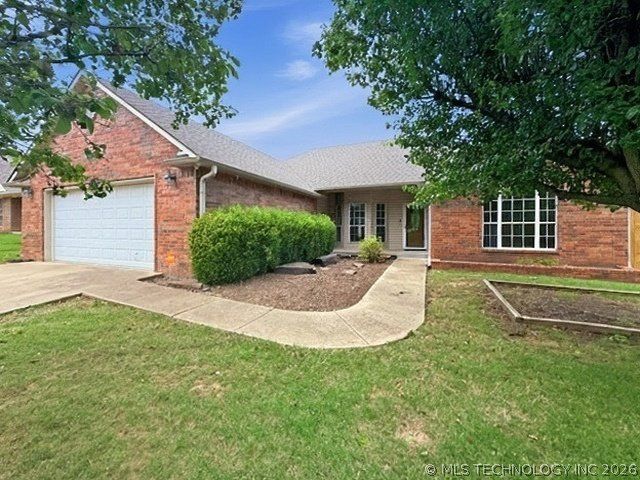 801 Juniper Road, Okmulgee, OK 74447