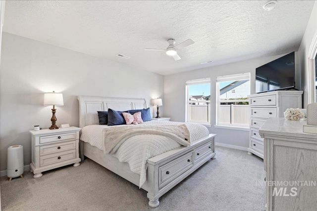 1586 Cashel St, Middleton, ID 83664