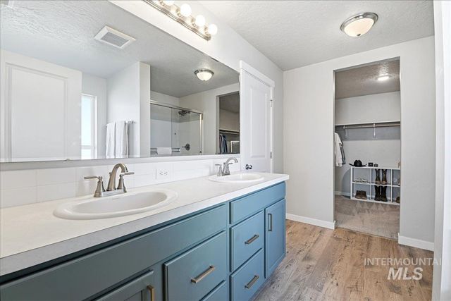 1586 Cashel St, Middleton, ID 83664