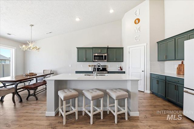 1586 Cashel St, Middleton, ID 83664