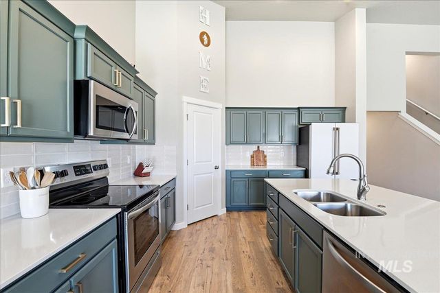 1586 Cashel St, Middleton, ID 83664