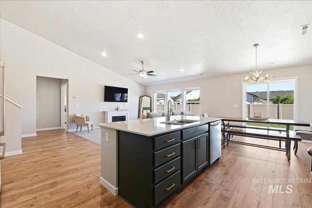 1586 Cashel St, Middleton, ID 83664