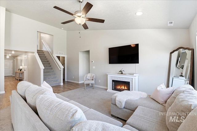 1586 Cashel St, Middleton, ID 83664