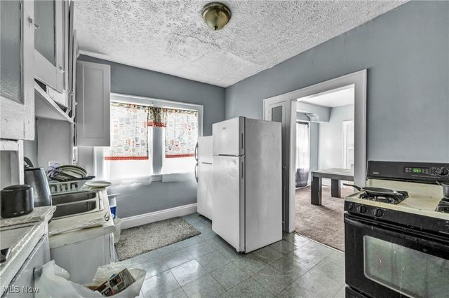 3381 E 143rd Street, Cleveland, OH 44120