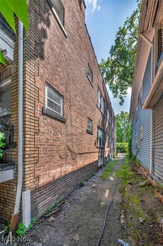 3381 E 143rd Street, Cleveland, OH 44120