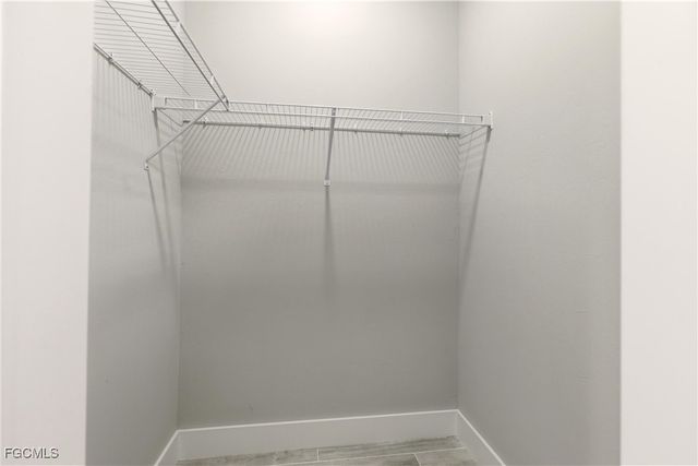 131 Kismet PKWY E, Cape Coral, FL 33909